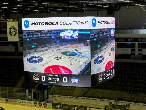 Absen displays score highly at Norwegian ice hockey arena