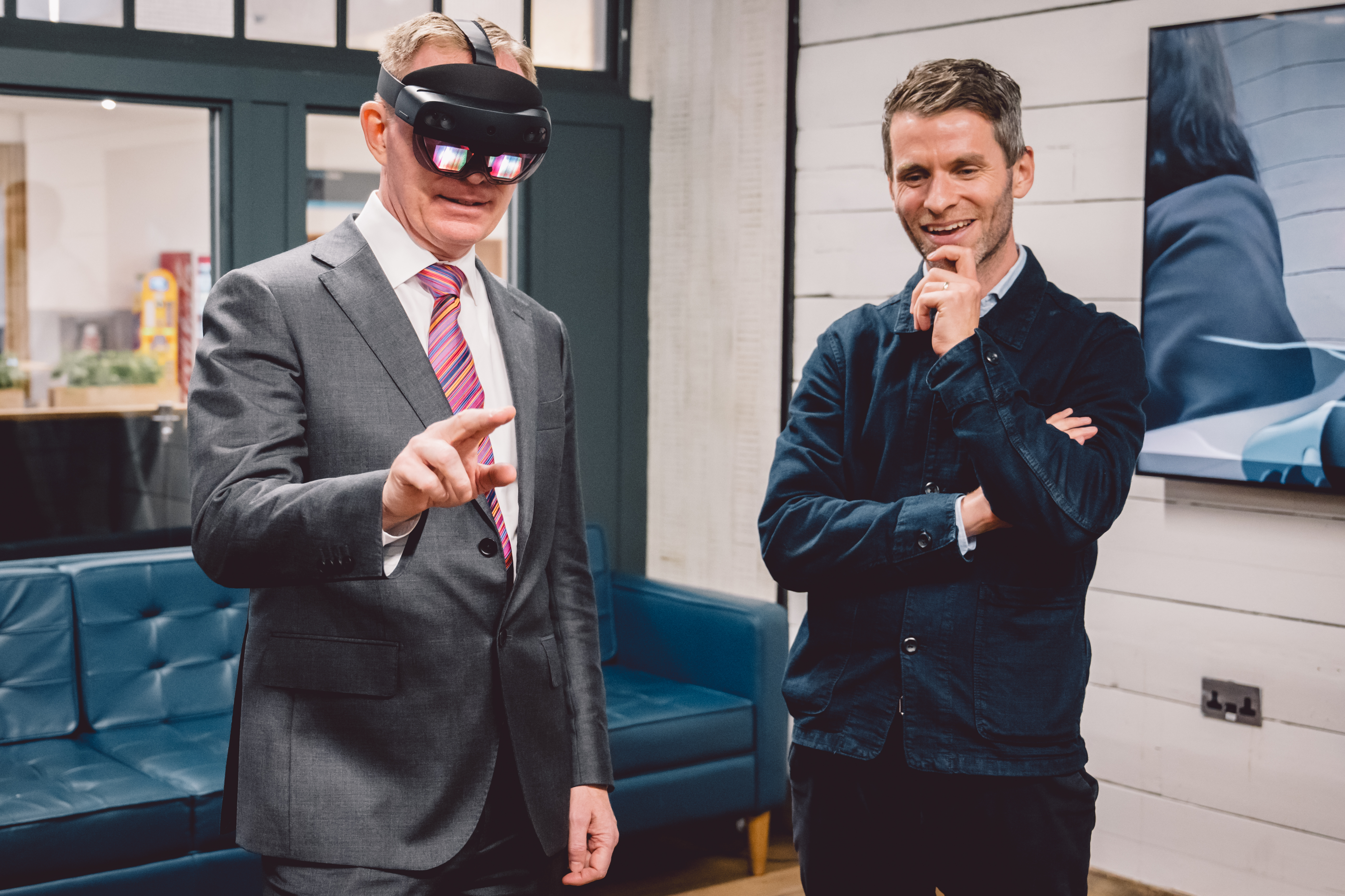 UK tech minister opens 5G immersive lab