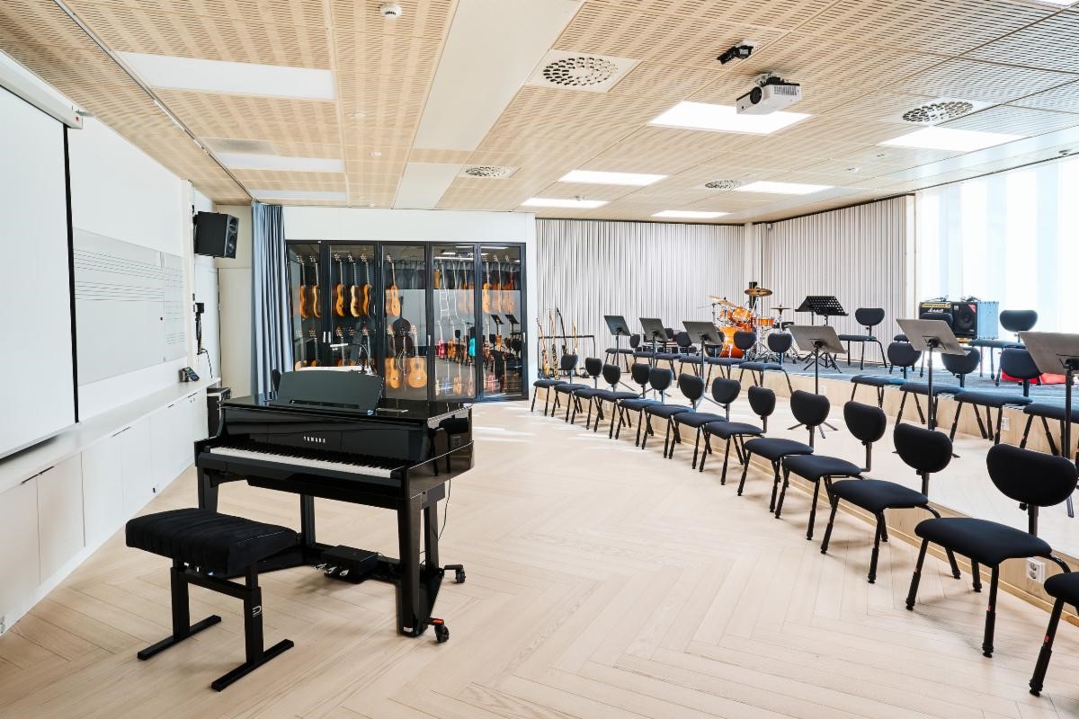 Genelec monitors empower Lumit performing arts school