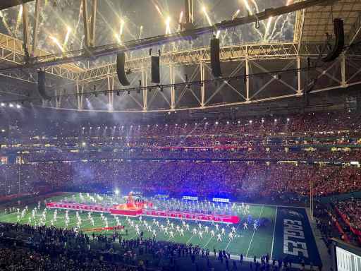 L-Acoustics adds show-stopping sound for Rihanna Super Bowl halftime show