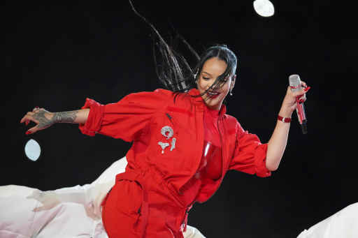 Sennheiser Digital 6000 wireless system used during Rihanna’s Super Bowl LVII halftime show